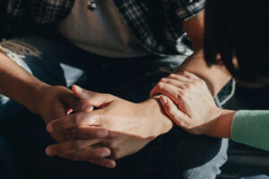 La relación terapeuta - paciente, ¿cómo se establece en los tratamientos de adicciones?